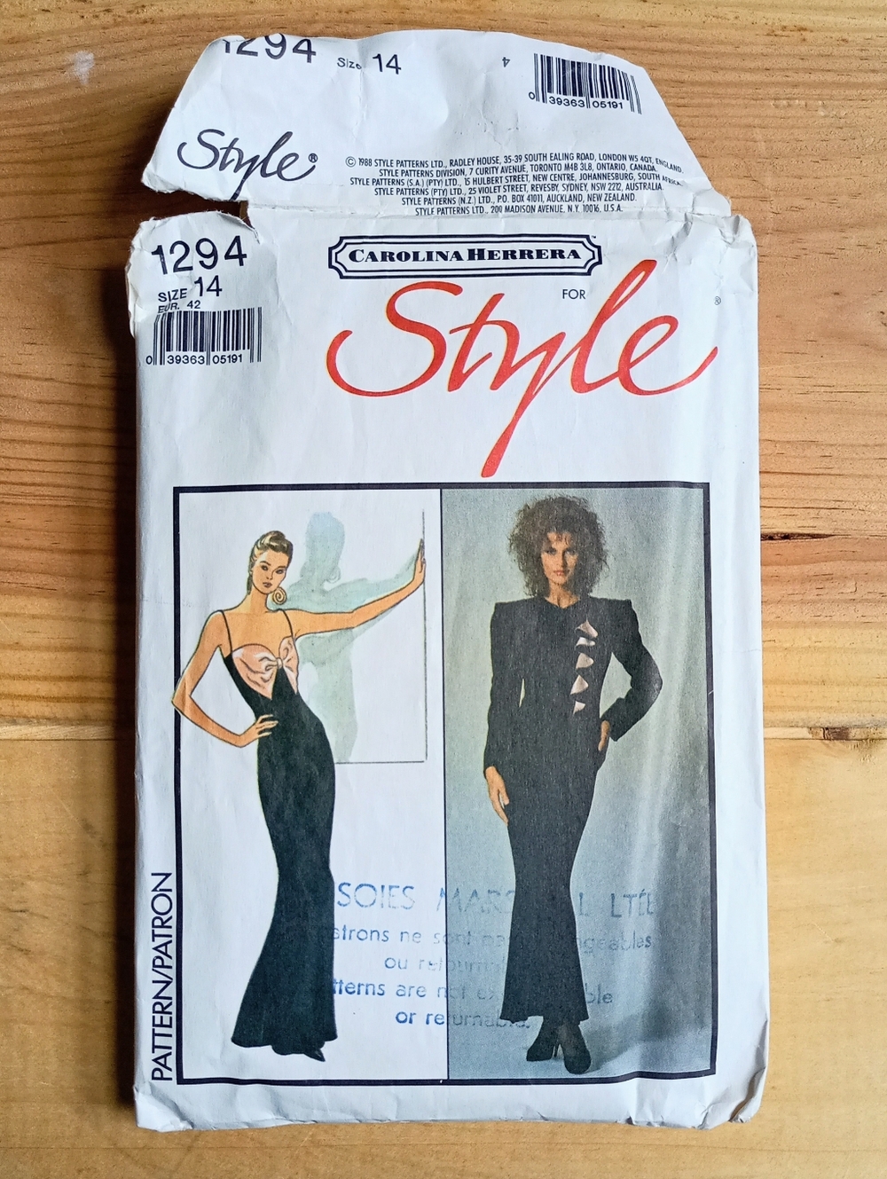 Sewing Pattern Carolina Herrera For Style (1988) Size 14 Dress Pattern Cut